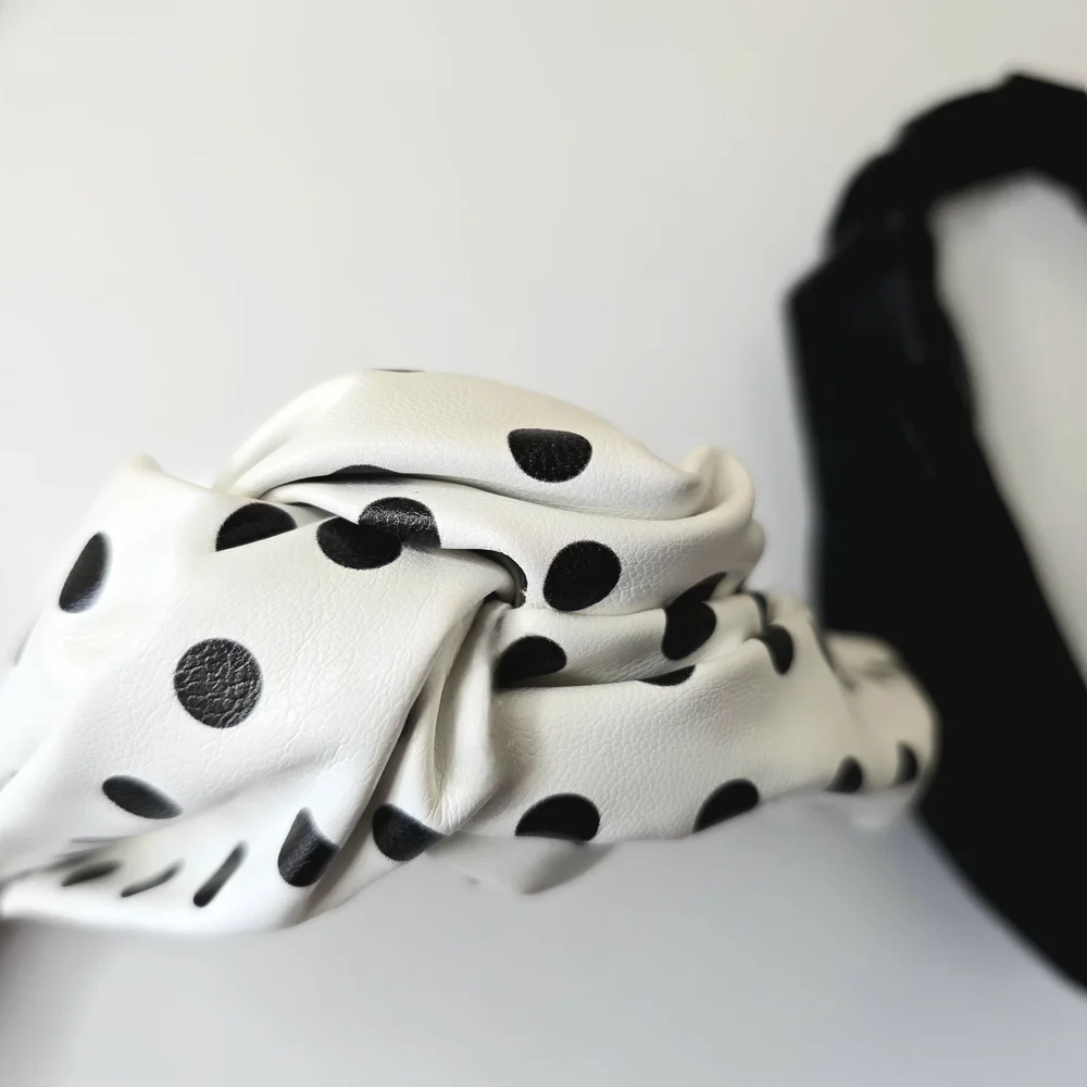 Chic‎ Black and White Knot Headwrap